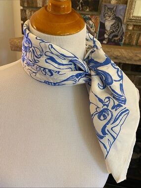 MARIMEKKO Lierio Cactis pattern 79% cotton 21% silk blue and white scarf. NWT!